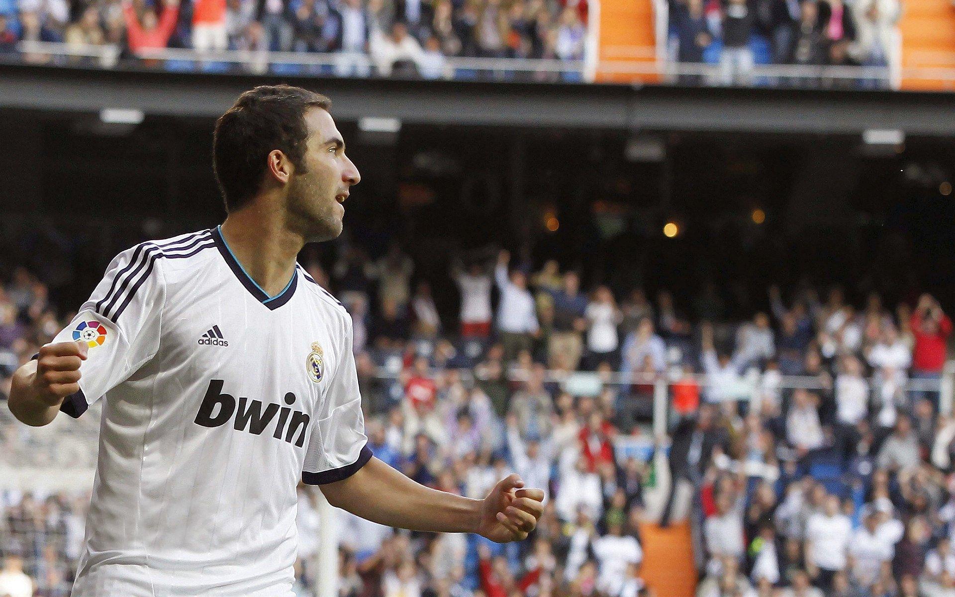 b体育下载：世锦赛巅峰对决，新星崛起与传奇卫冕的激情碰撞